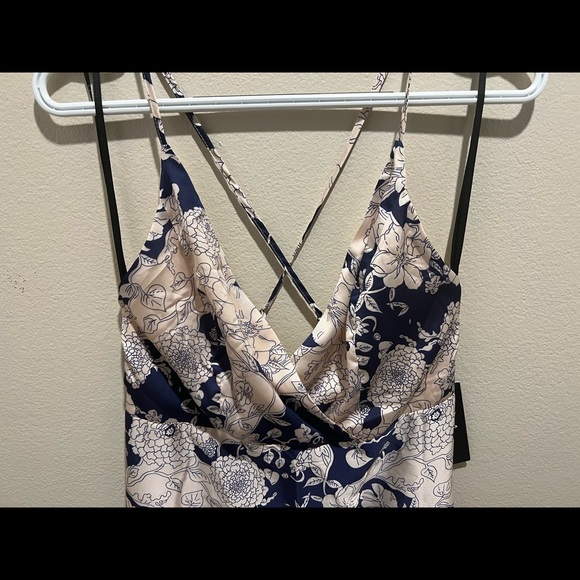 NWT Blush and Navy Blue Floral Print Satin Maxi Dress - Picture 5 of 9